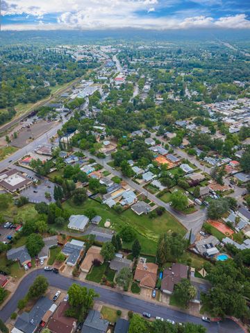 5705 Tudor Way, Loomis, CA 95650
