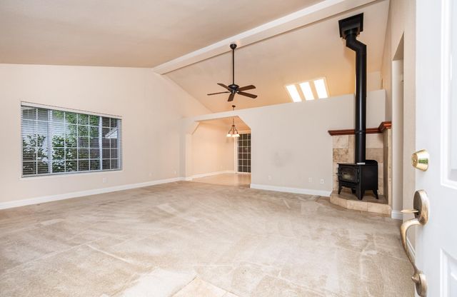 5705 Tudor Way, Loomis, CA 95650