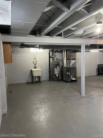 16655 Rossini Drive, Detroit, MI 48205