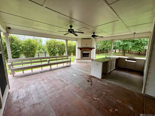 10408 Springtree Ave, Baton Rouge, LA 70810