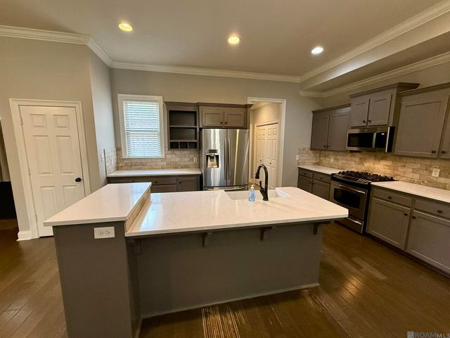 10408 Springtree Ave, Baton Rouge, LA 70810