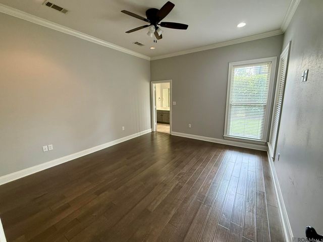 10408 Springtree Ave, Baton Rouge, LA 70810