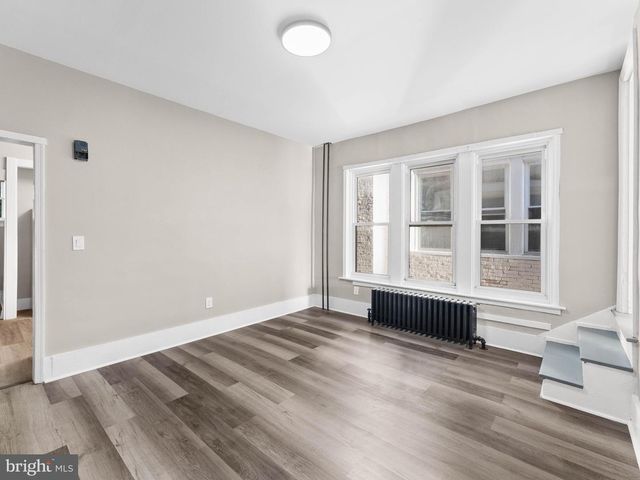 1118 LANGHAM AVE, Camden, NJ 08103