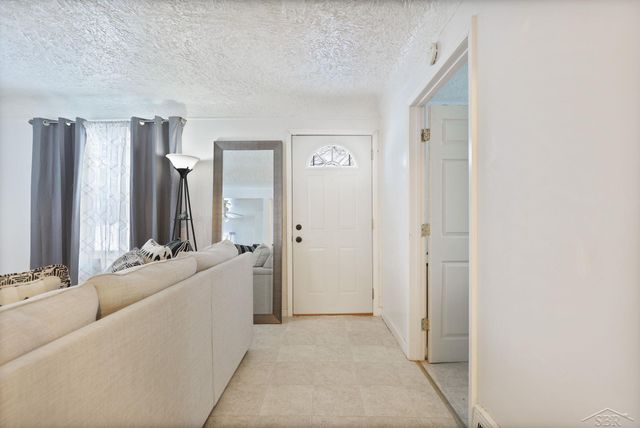 206 S 25th Street, Saginaw, MI 48601