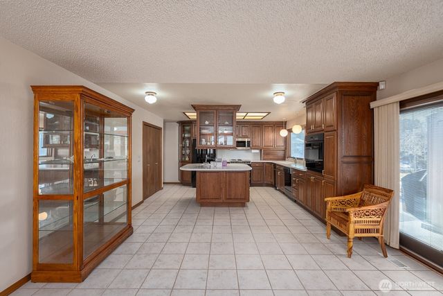 939 S Laguna Drive, Moses Lake, WA 98837