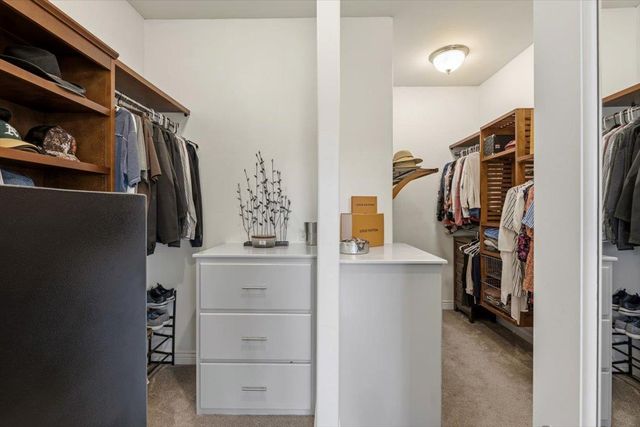 2480 Country Ln, Auburn, CA 95603