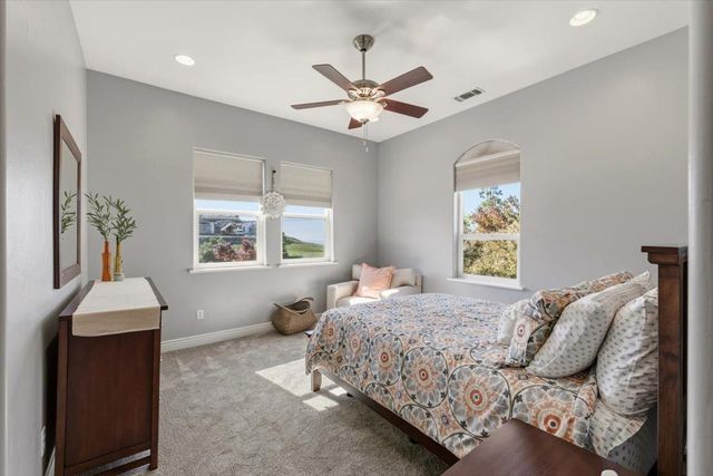 2480 Country Ln, Auburn, CA 95603