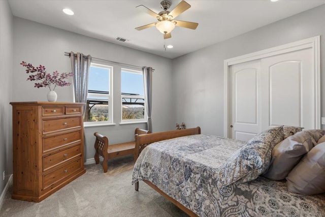 2480 Country Ln, Auburn, CA 95603