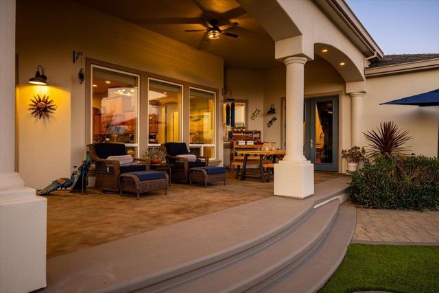 2480 Country Ln, Auburn, CA 95603