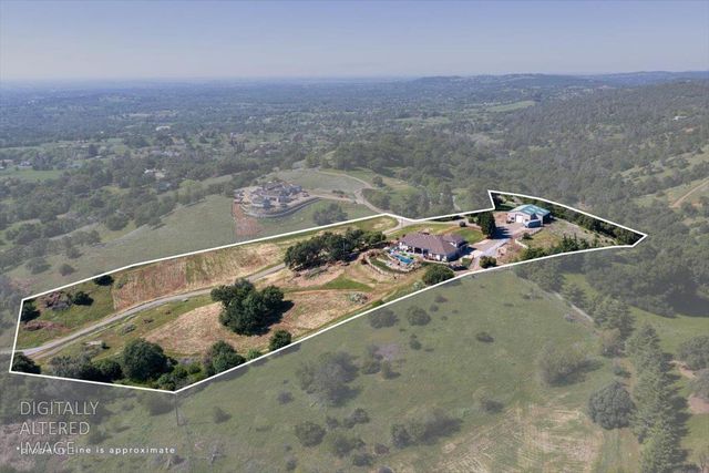 2480 Country Ln, Auburn, CA 95603