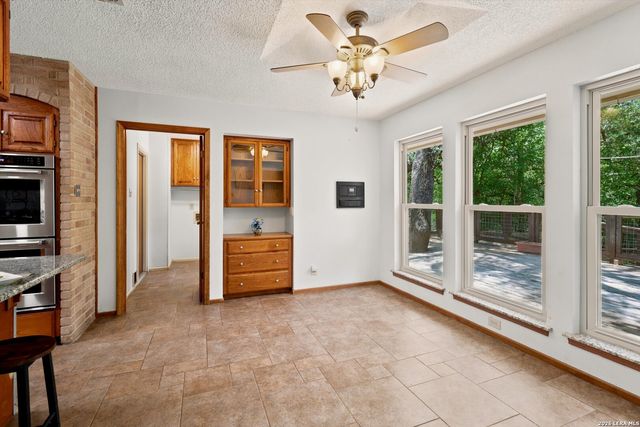 2306 Park Creek, San Antonio, TX 78259