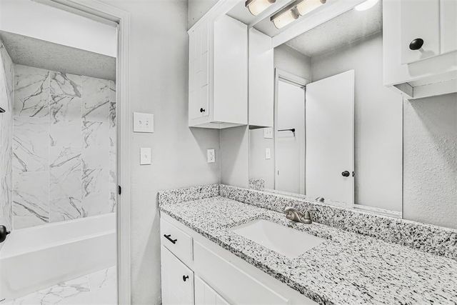 600 Ottawa Place, Yukon, OK 73099