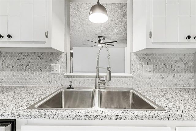 600 Ottawa Place, Yukon, OK 73099