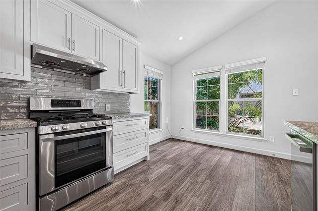 6441 Kirby Drive, Houston, TX 77005
