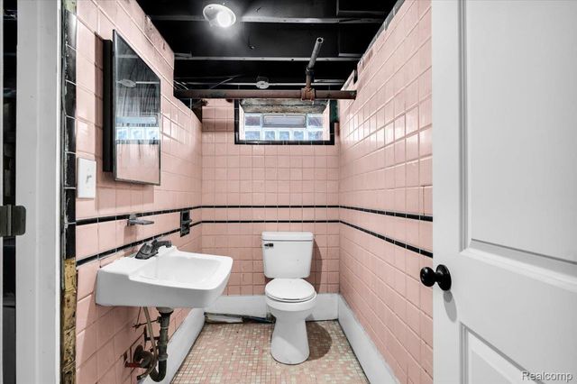 5776 Three Mile Drive, Detroit, MI 48224