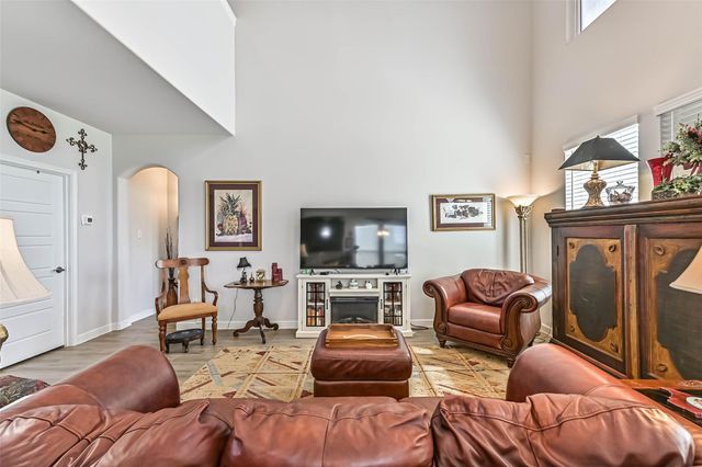 356 Selah Court, Alvin, TX 77511