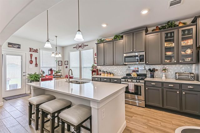 356 Selah Court, Alvin, TX 77511