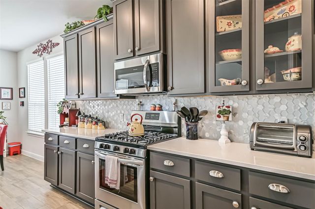 356 Selah Court, Alvin, TX 77511