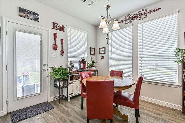 356 Selah Court, Alvin, TX 77511