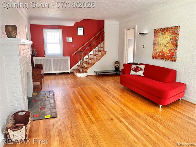 774 W Oakridge Street, Ferndale, MI 48220