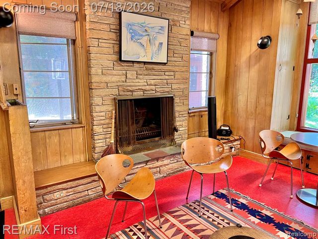774 W Oakridge Street, Ferndale, MI 48220