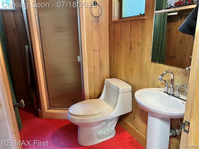 774 W Oakridge Street, Ferndale, MI 48220