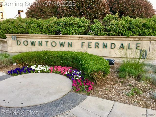 774 W Oakridge Street, Ferndale, MI 48220