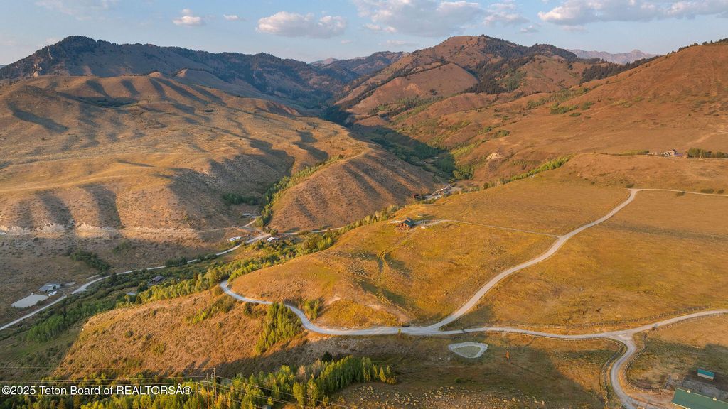 3045 E WILDHORSE Road, Jackson, WY 83001 photo 32