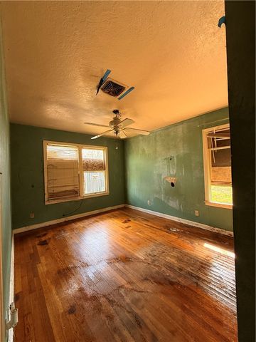 5913 Norvel Dr, Corpus Christi, TX 78412