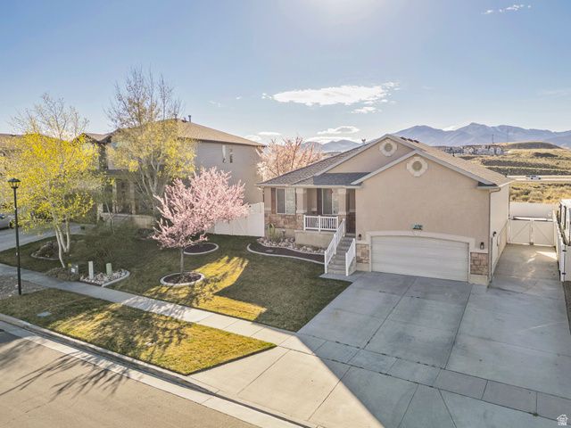 6788 S LIZA LN, West Jordan, UT 84081