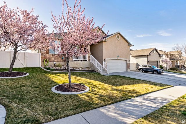 6788 S LIZA LN, West Jordan, UT 84081