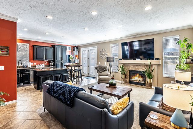 6788 S LIZA LN, West Jordan, UT 84081