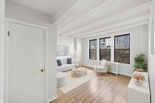 1480 Commonwealth Ave 10, Boston, MA 02135