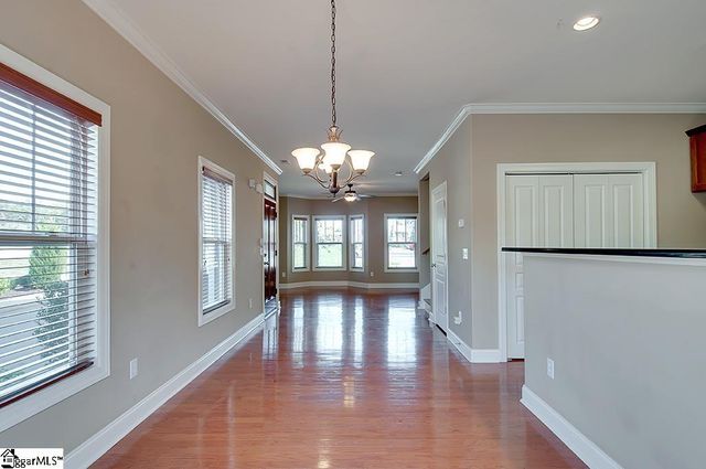 15 Jay Street, Greenville, SC 29601