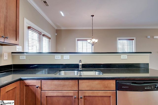 15 Jay Street, Greenville, SC 29601