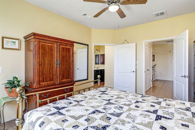 840 Golden Yarrow Trail, Bernalillo, NM 87004