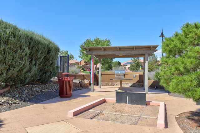 840 Golden Yarrow Trail, Bernalillo, NM 87004