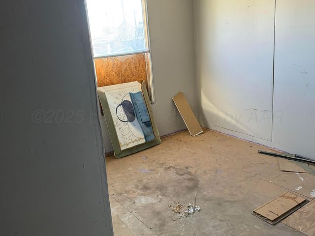 207 W Jefferson Street, Borger, TX 79007