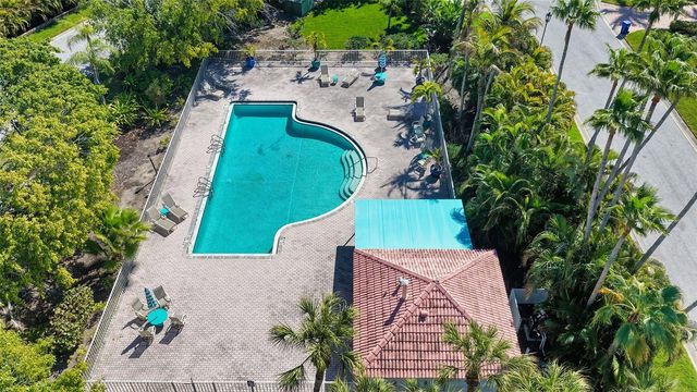 3511 FAIR OAKS COURT, Longboat Key, FL 34228