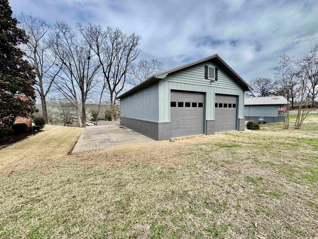2813 Southgate Drive, Malvern, AR 72104