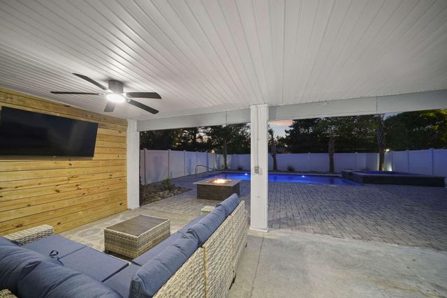 4606 Surf St., North Myrtle Beach, SC 29582