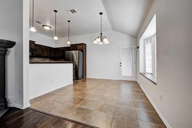 417 Tecumseh Meadows Court, Norman, OK 73069
