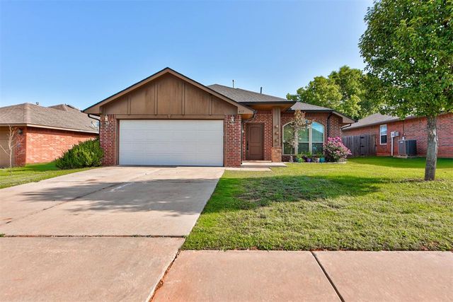 417 Tecumseh Meadows Court, Norman, OK 73069