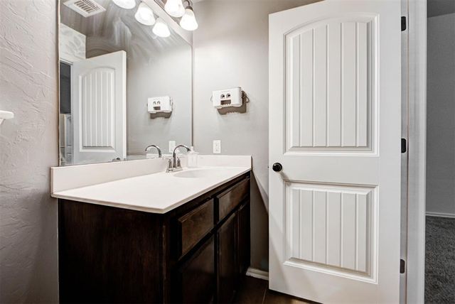 417 Tecumseh Meadows Court, Norman, OK 73069
