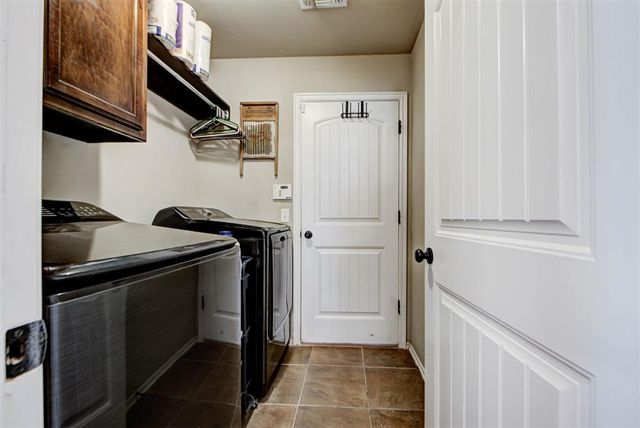 417 Tecumseh Meadows Court, Norman, OK 73069