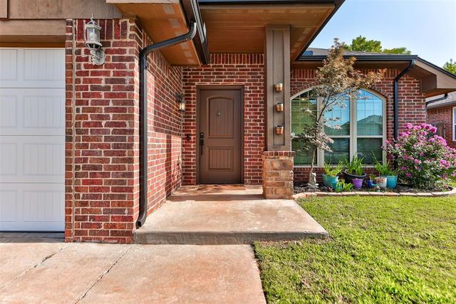 417 Tecumseh Meadows Court, Norman, OK 73069
