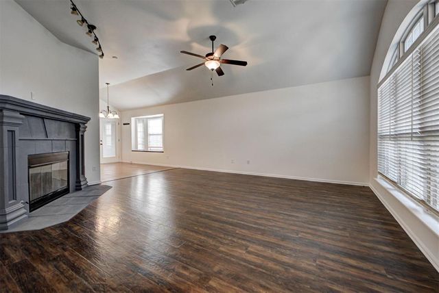 417 Tecumseh Meadows Court, Norman, OK 73069