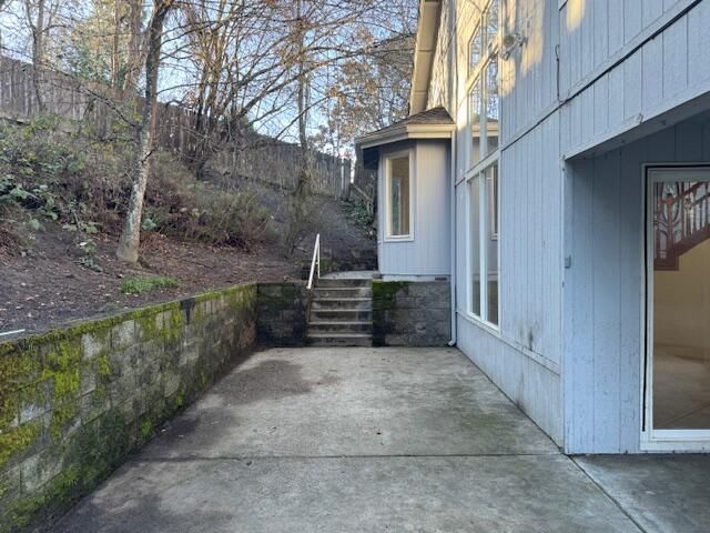 1986 Kelly Way, Grants Pass, OR 97527