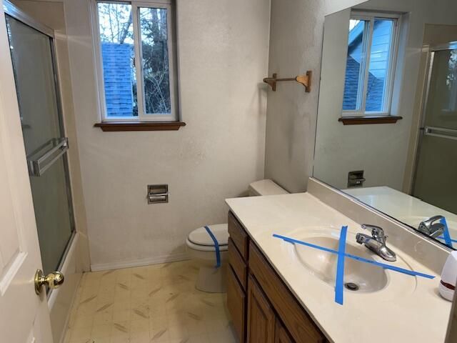 1986 Kelly Way, Grants Pass, OR 97527