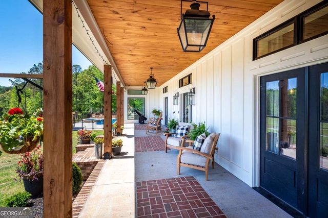 228 Grey Squirrel Point, Talking Rock, GA 30175